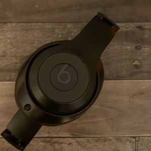 Studio Pro Beats - Wireless Bluetooth Noise Canceling Headphones (No Case)